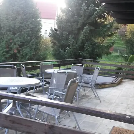 Hétvégi ház Chata U Lesa Machuv Kraj *